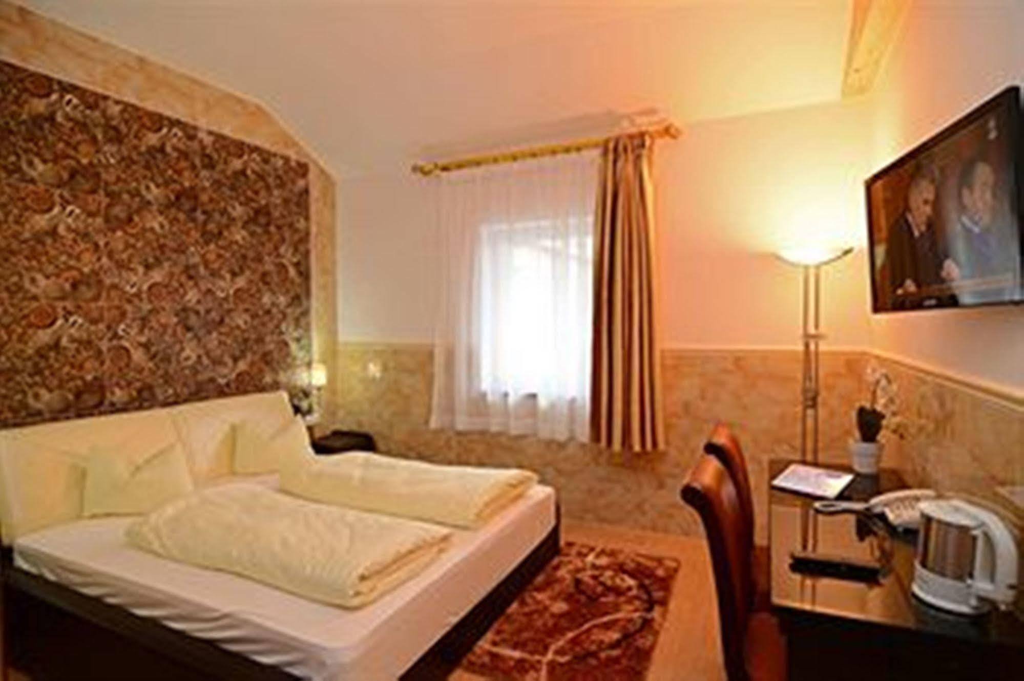 Hotel Buona Vita Зальцбург Экстерьер фото